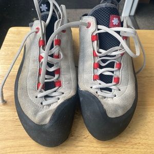 Climbing shoes